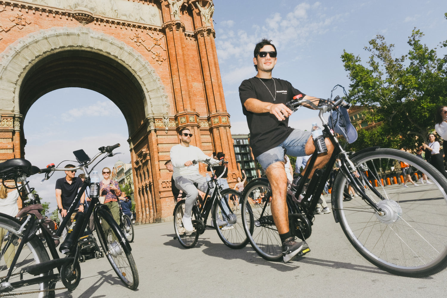 e bikes tours small groups